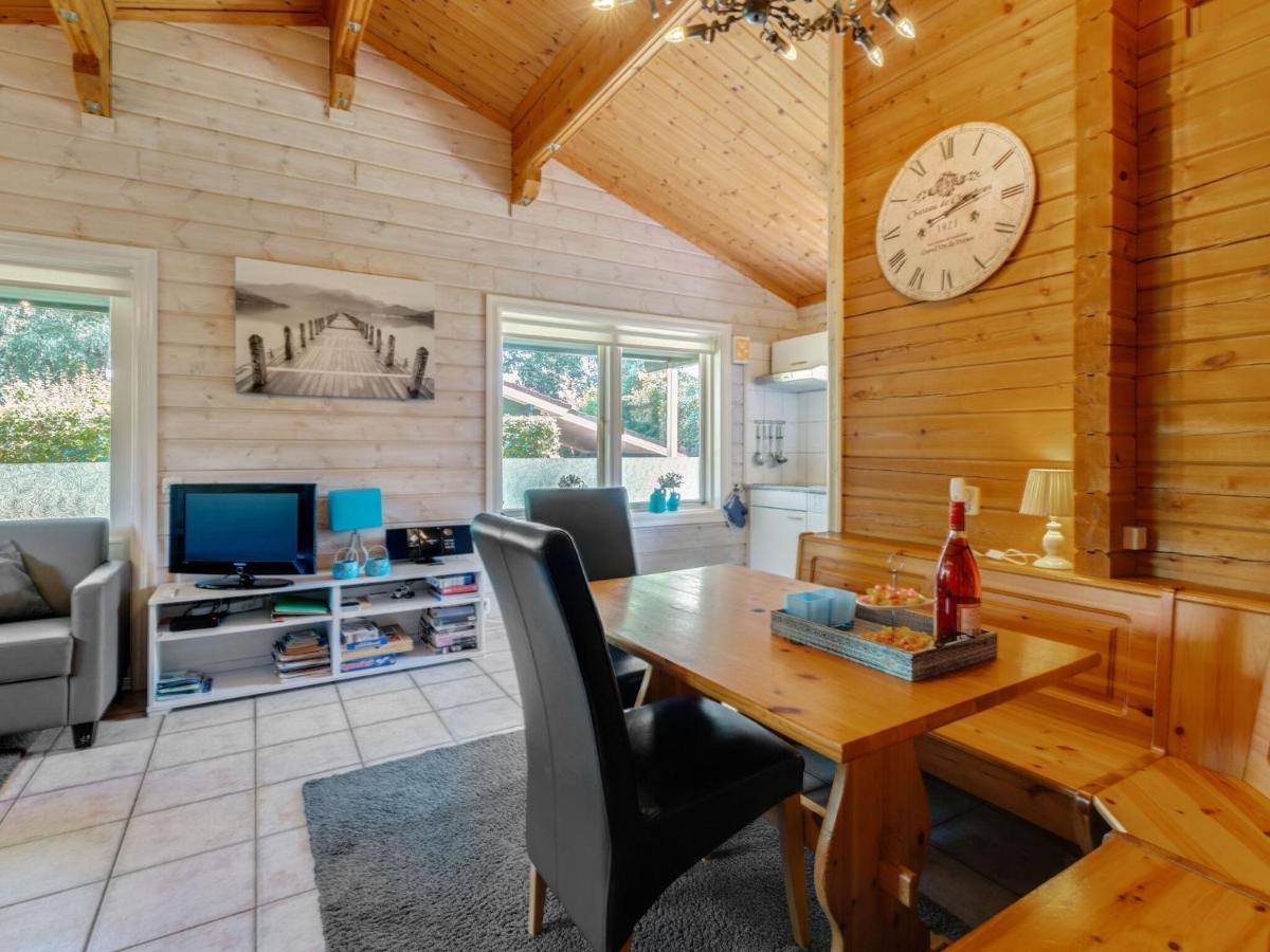 Luxurious Chalet In Guelders By The Forest Hulshorst Kültér fotó